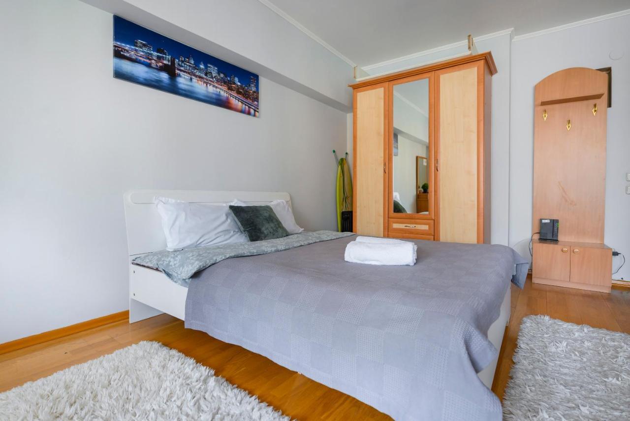 Apartament На Проспекте Ленина Ałma Ata Zewnętrze zdjęcie