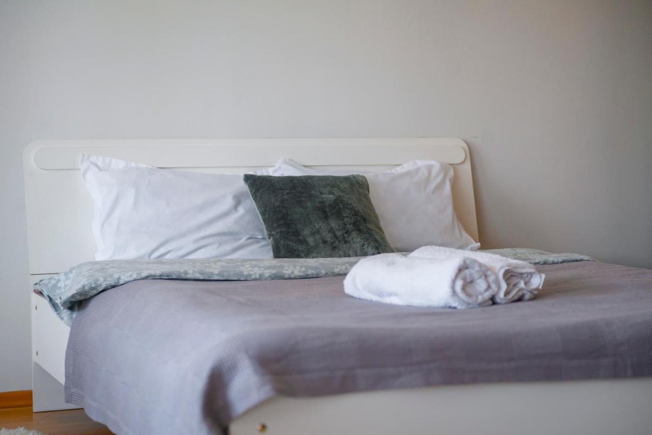 Apartament На Проспекте Ленина Ałma Ata Zewnętrze zdjęcie